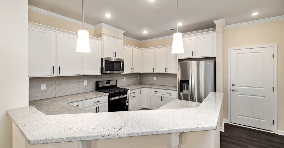 Efficient Use of Corner Cabinets in Your Kitchen Renovation