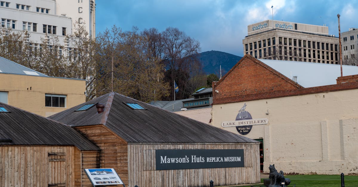 Practical Tips for Maintaining Your Kitchen Backsplash